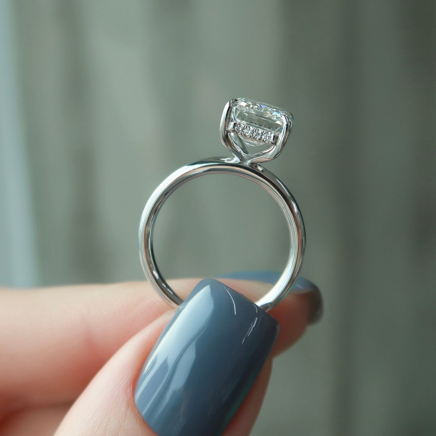 4.0 CT Emerald Moissanite Hidden Halo Engagement Ring