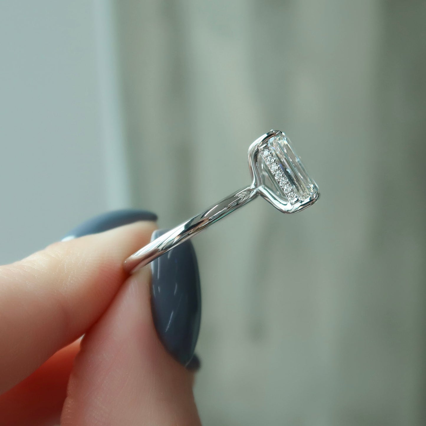 4.0 CT Emerald Moissanite Hidden Halo Engagement Ring