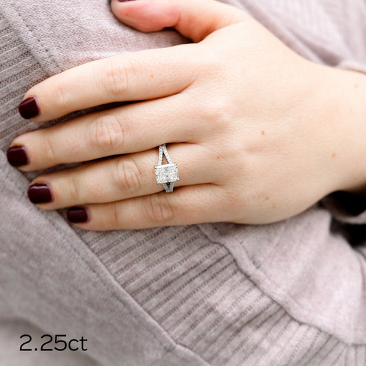 2.50CT Radiant Cut Moissanite Trellis Split Shank Diamond Engagement Ring