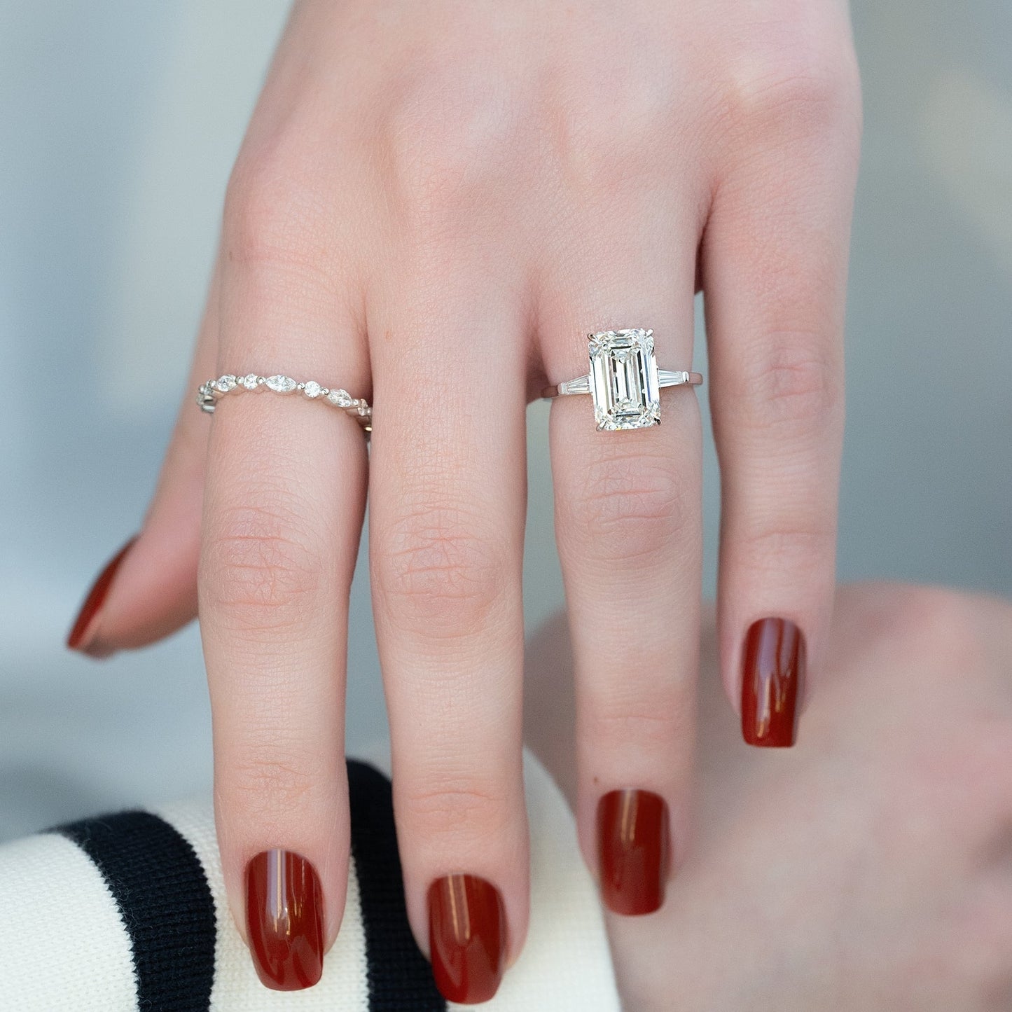 5.0 CT Emerald Moissanite Three Stone Engagement Ring