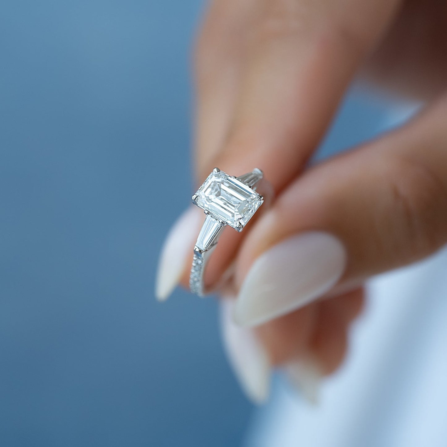 2.0 CT Emerald Moissanite Three Stone Engagement Ring With Pave Setting