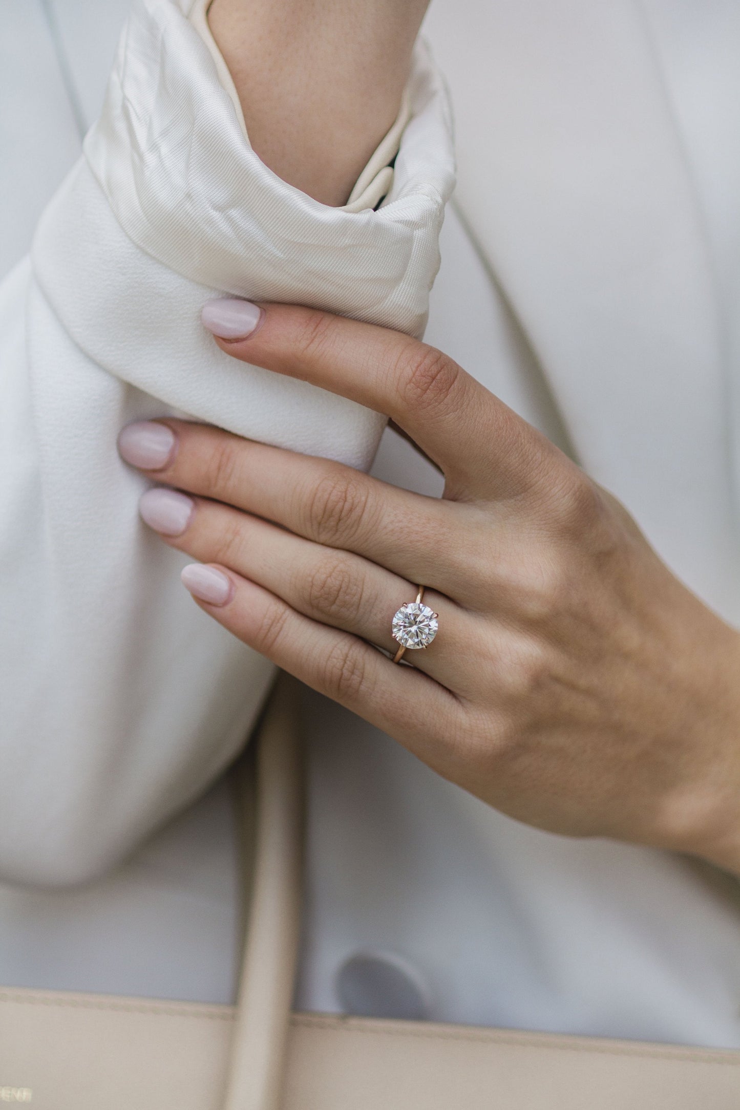 3.0CT Round Cut Solitaire Moissanite Diamond Engagement Ring