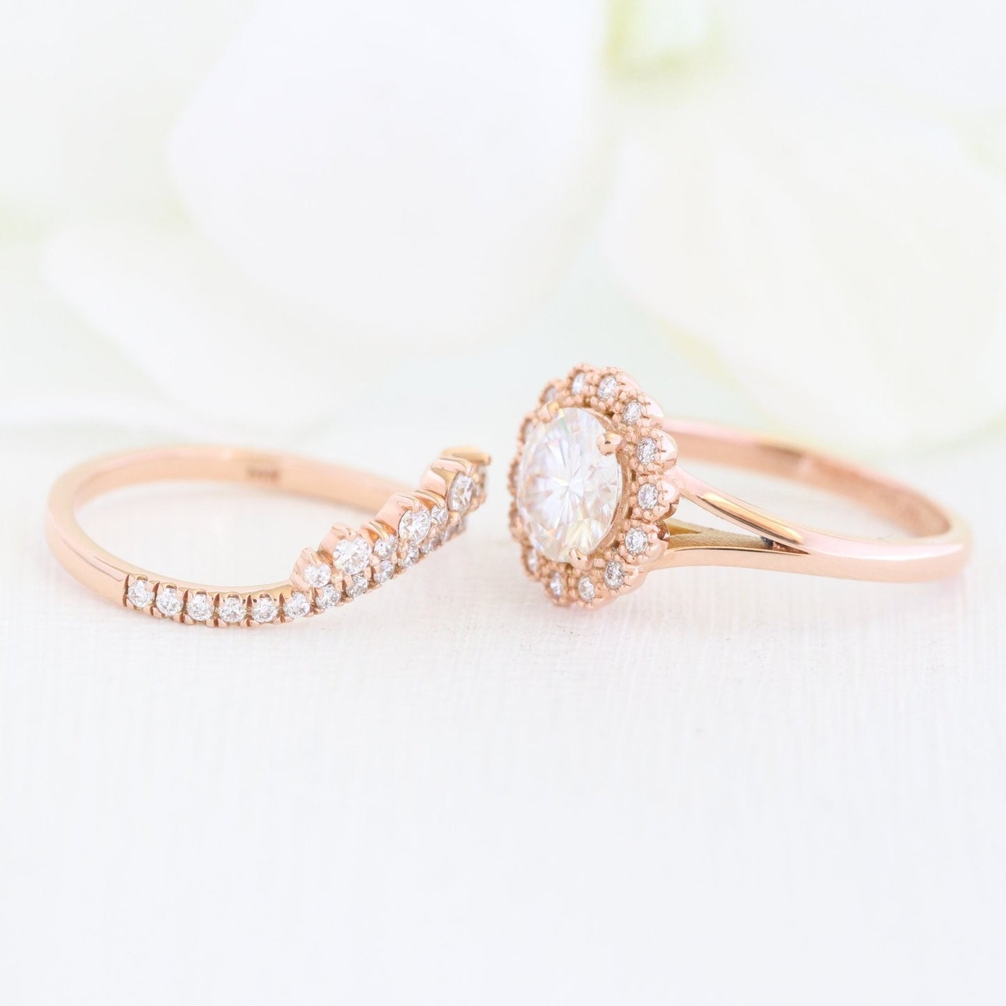 Vintage Round Cut Halo Moissanite Ring With Crown Diamond Band