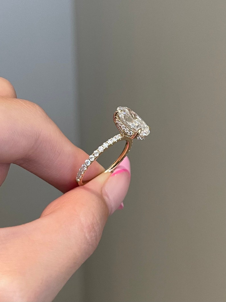 4CT Elongated Oval Cut Pave Moissanite Diamond Engagement Ring