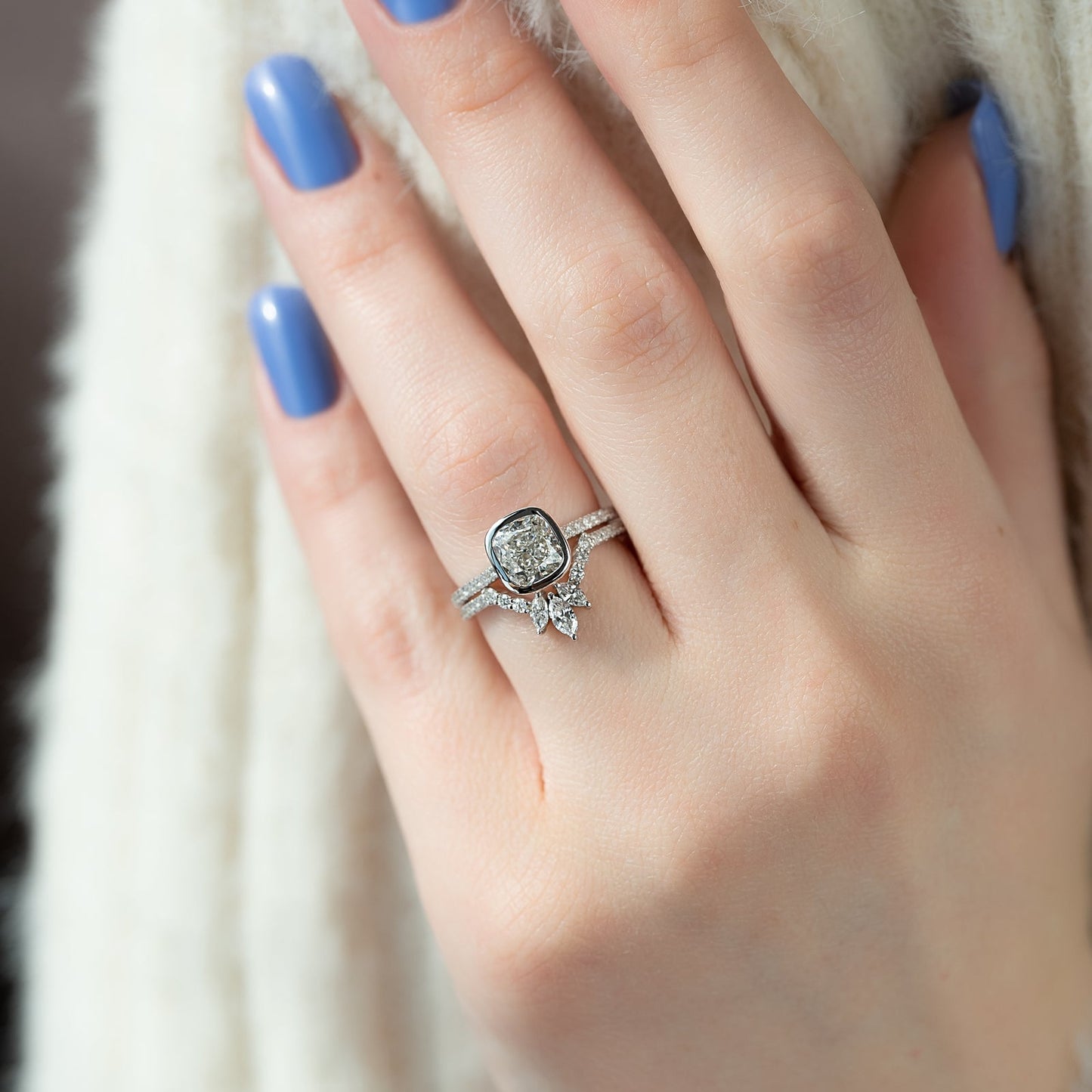 0.40 TCW Marquise & Round Moissanite Curved Wedding Band