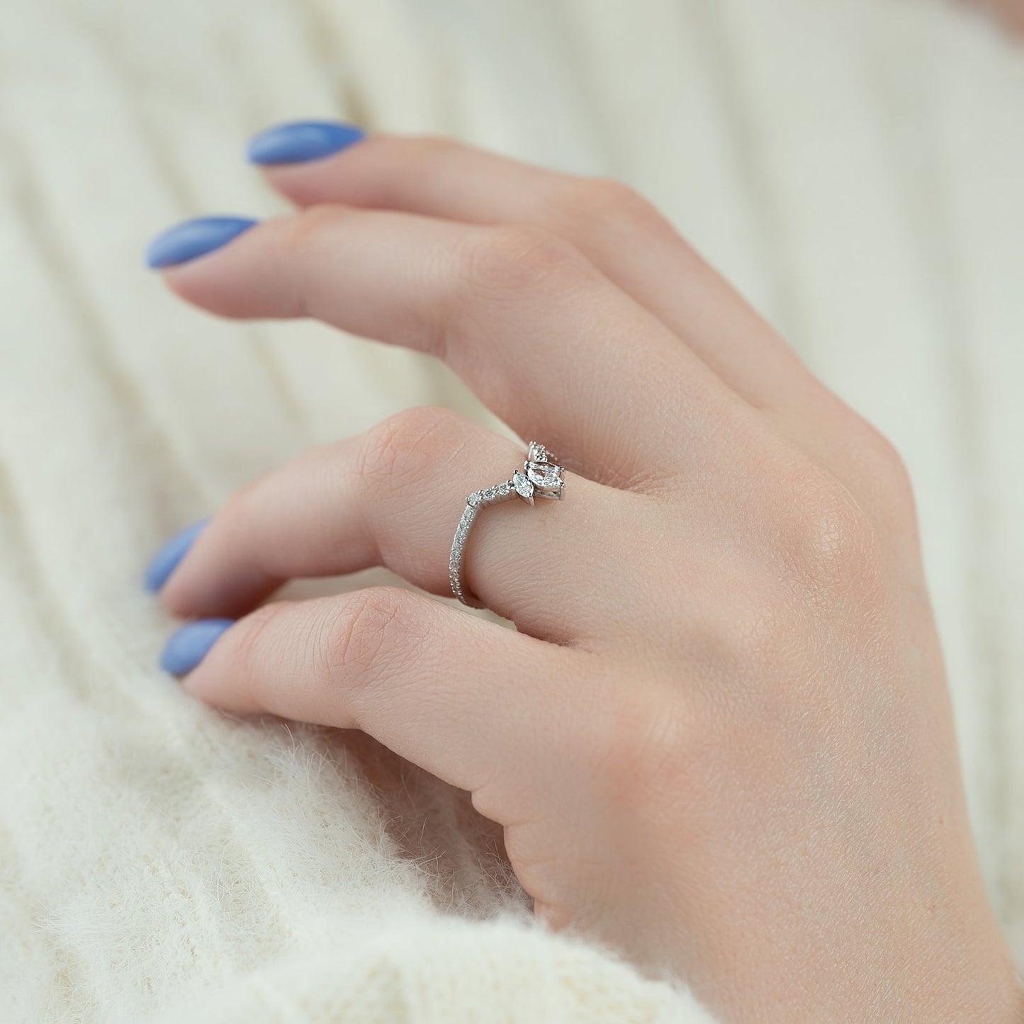 0.40 TCW Marquise & Round Moissanite Curved Wedding Band