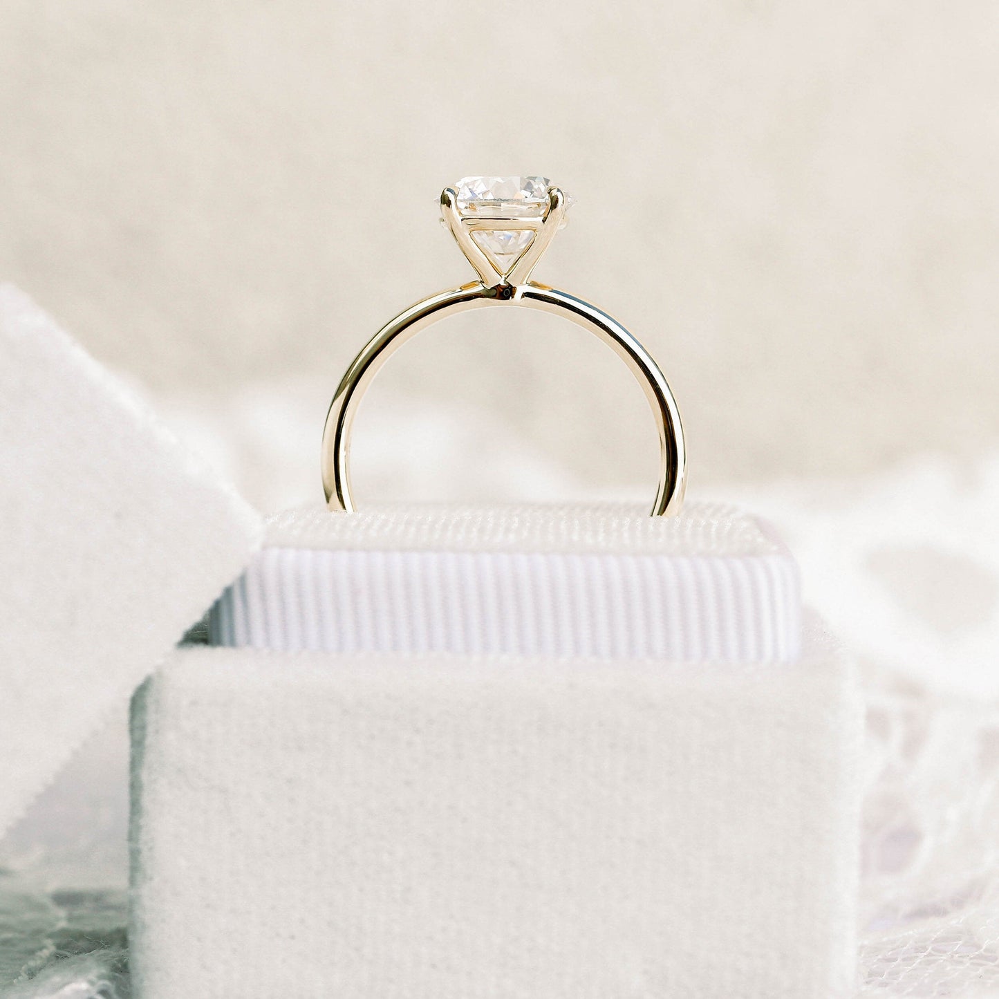 1.75ct Round Brilliant Cut Diamond 14K Gold Engagement Ring