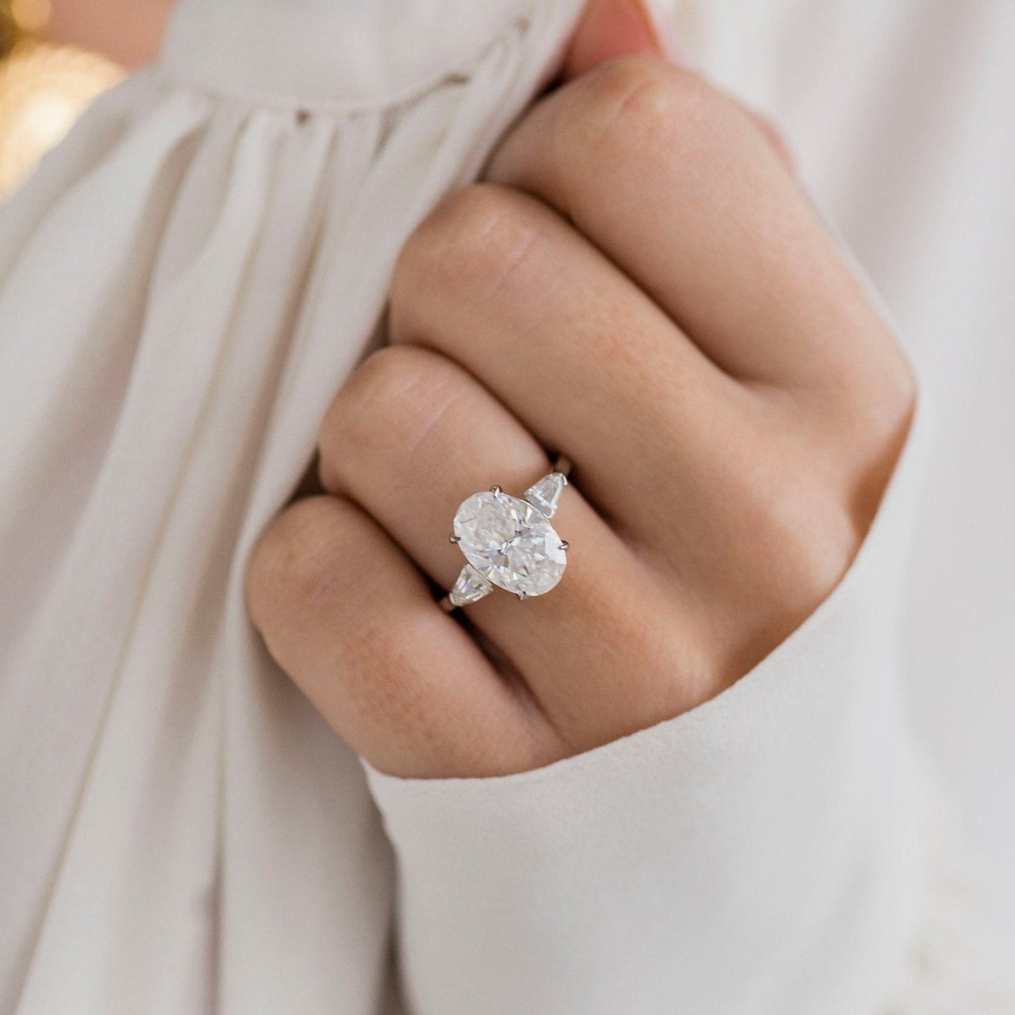 4.0CT Oval Cut Three Stone Moissanite Diamond Engagement Ring