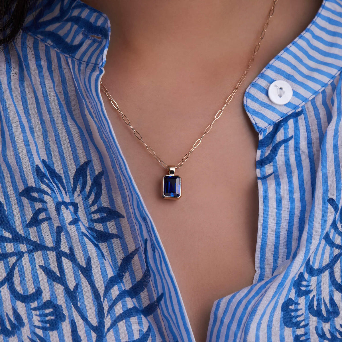 4.0CT Emerald Sapphire Moissanite September Birthstone Pendant Necklace