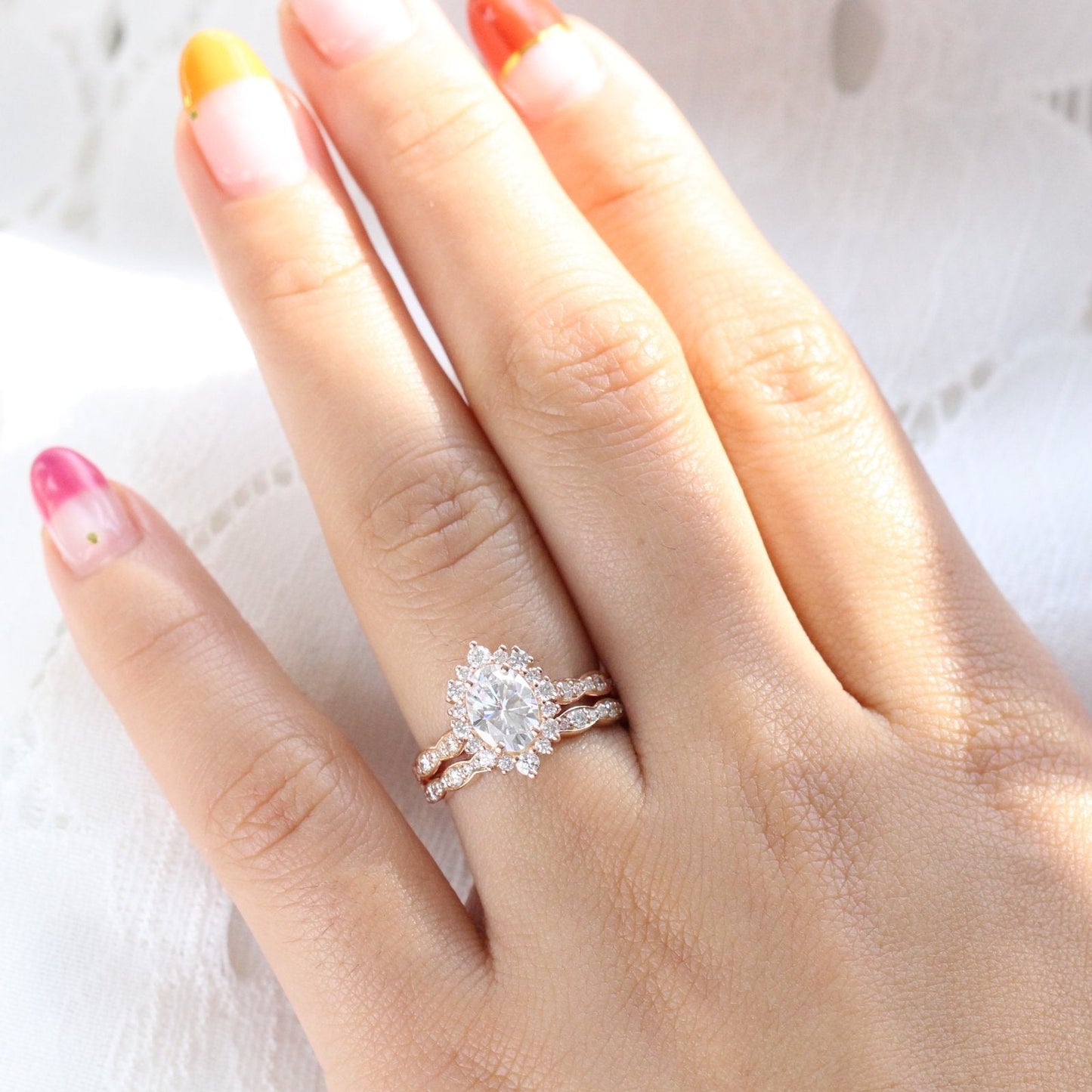 Tiara Halo Scalloped Bridal Set With Moissanite Diamond Band