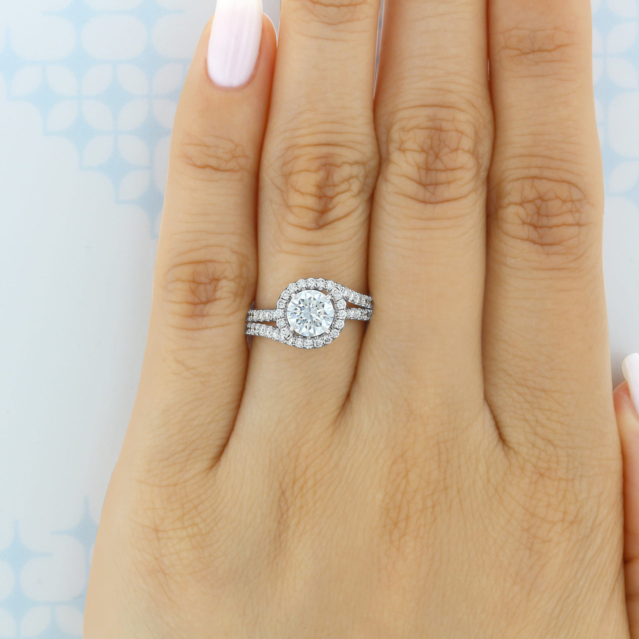 1.0 ct Round cut Halo Moissanite Engagement Ring