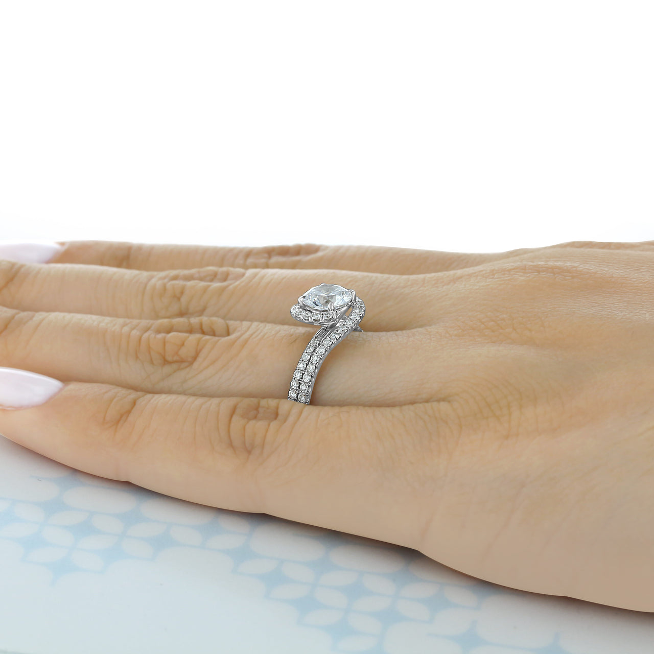 1.0 ct Round cut Halo Moissanite Engagement Ring