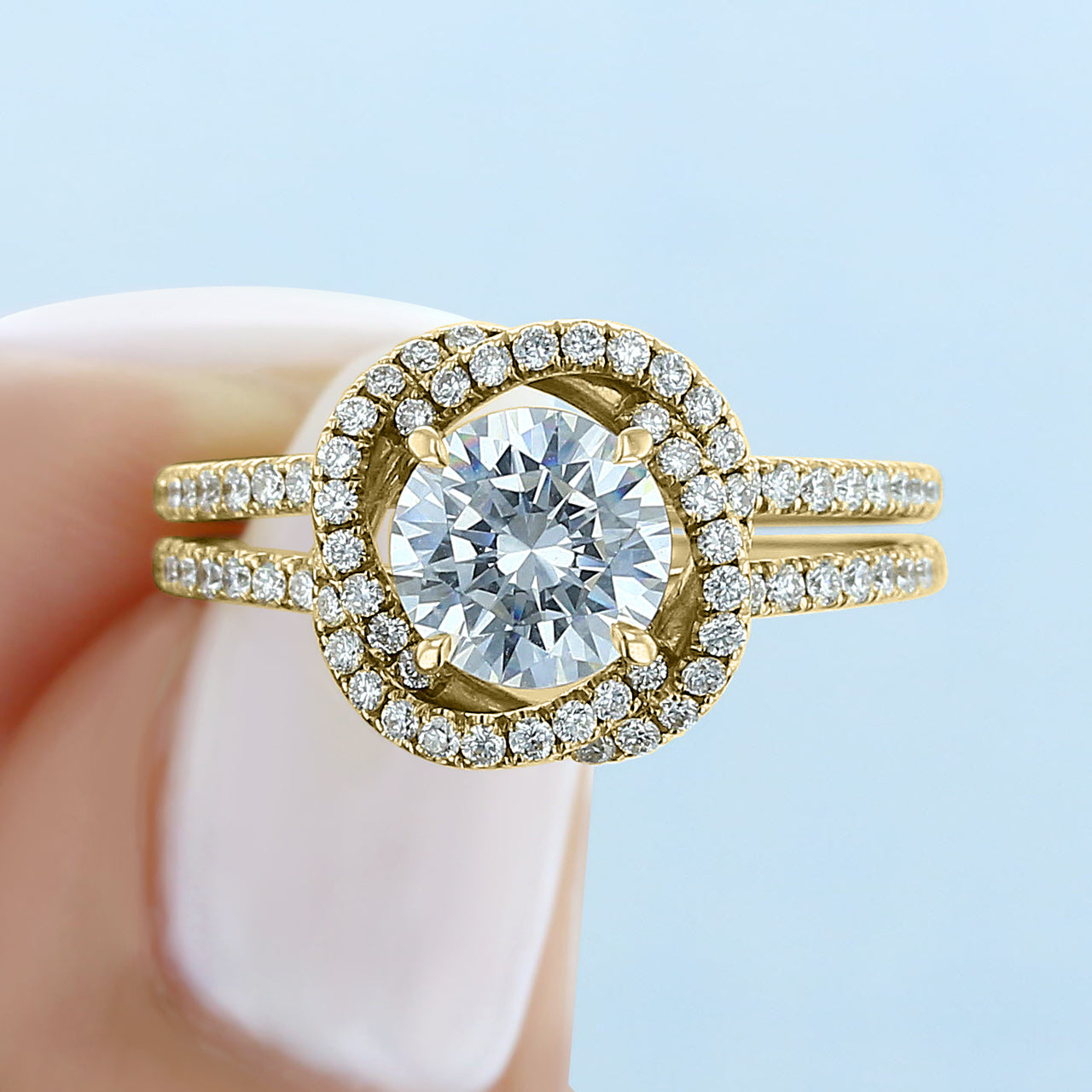 1.0 ct Round cut Halo Moissanite Engagement Ring