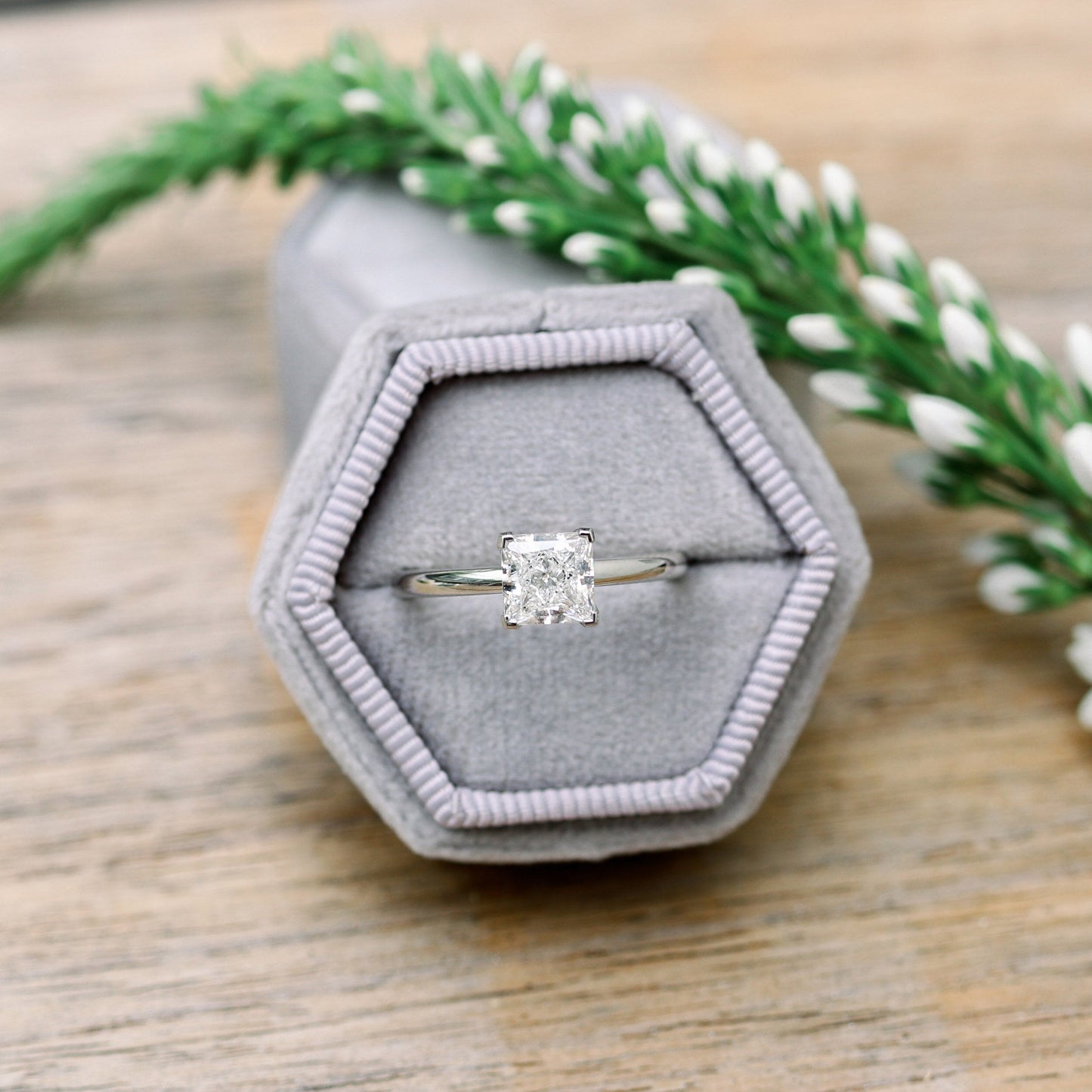 1.75ct Princess Cut Moissanite Diamond Classic Solitare Engagement Ring