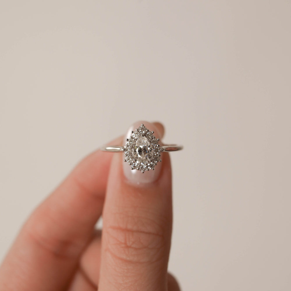 0.75CT Pear Cut Halo Moissanite Diamond Engagement Ring For Women