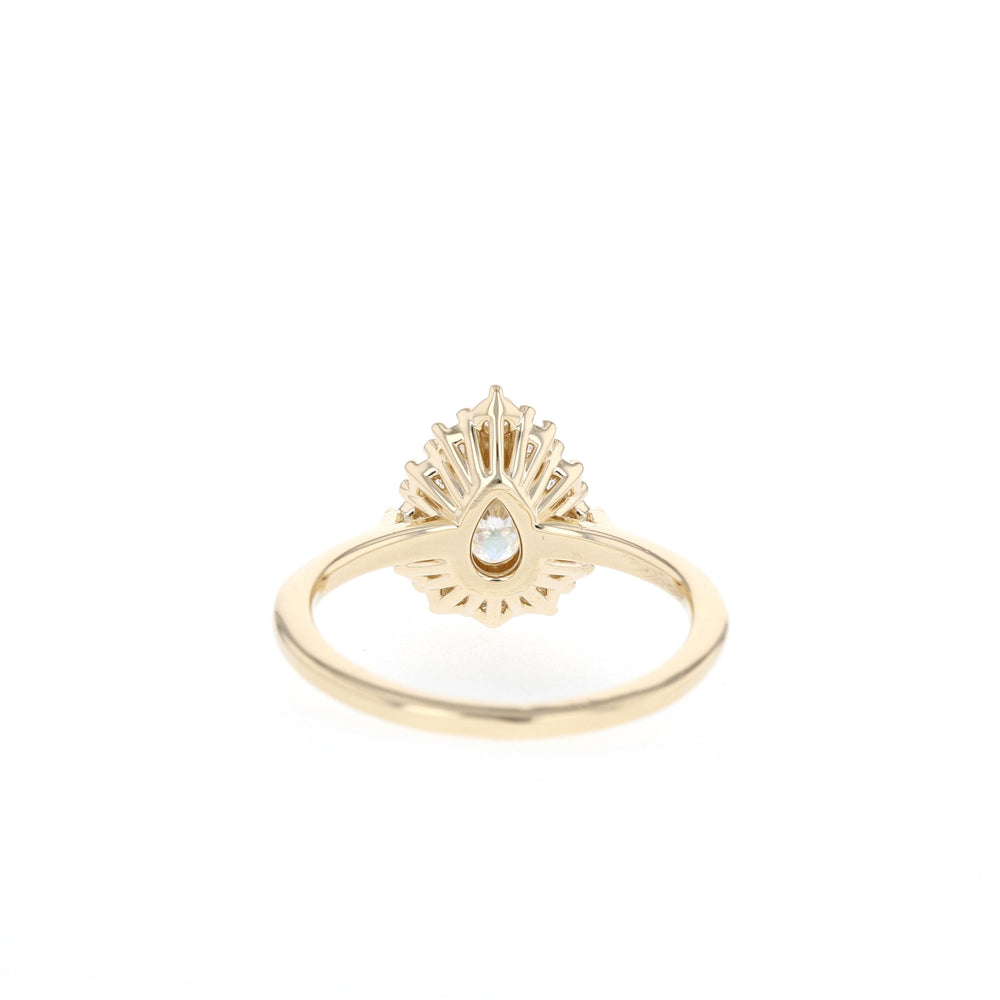 0.75CT Pear Cut Halo Moissanite Diamond Engagement Ring For Women