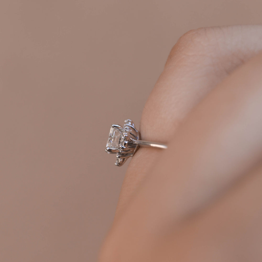 1.05ct Round Cluster Diamond Moissanite Engagement Ring