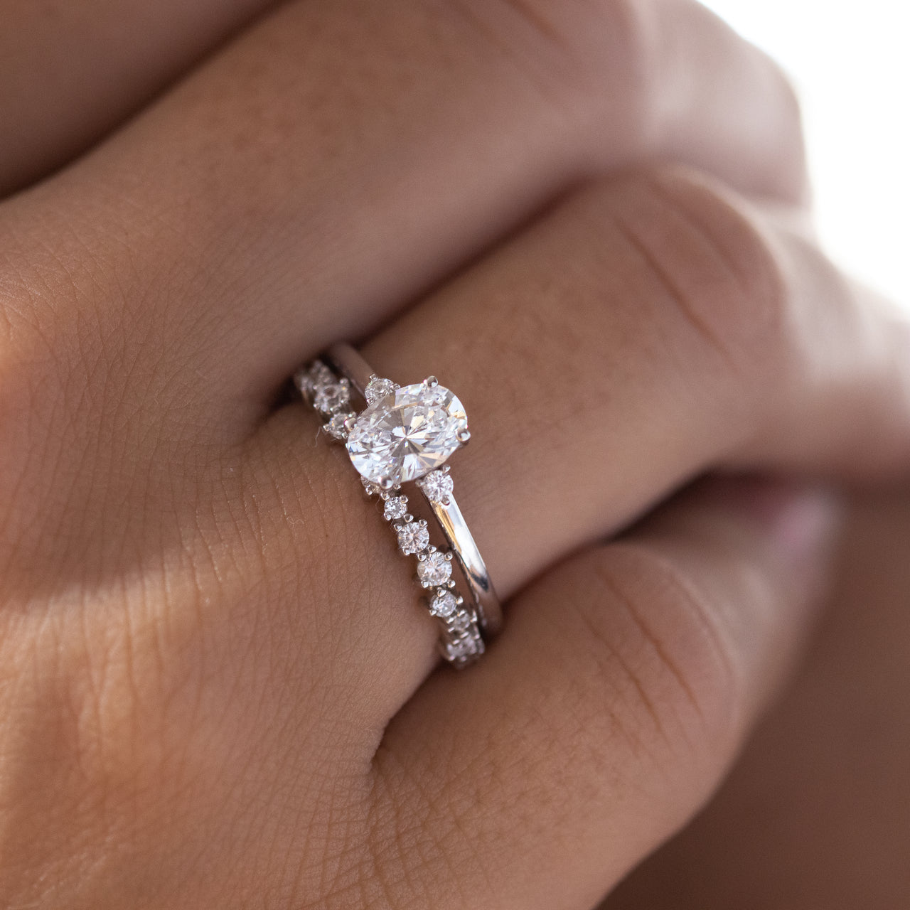 Round Brilliant Cut Full Eternity Wedding Band