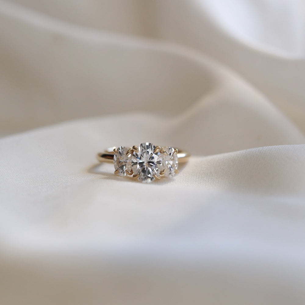 1.20CT Oval Moissanite Three Stone Diamond Engagement Ring