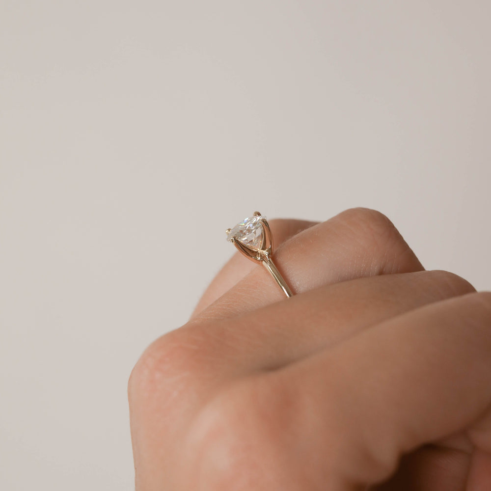1.50CT Round Moissanite Solitaire Diamond Engagement Ring