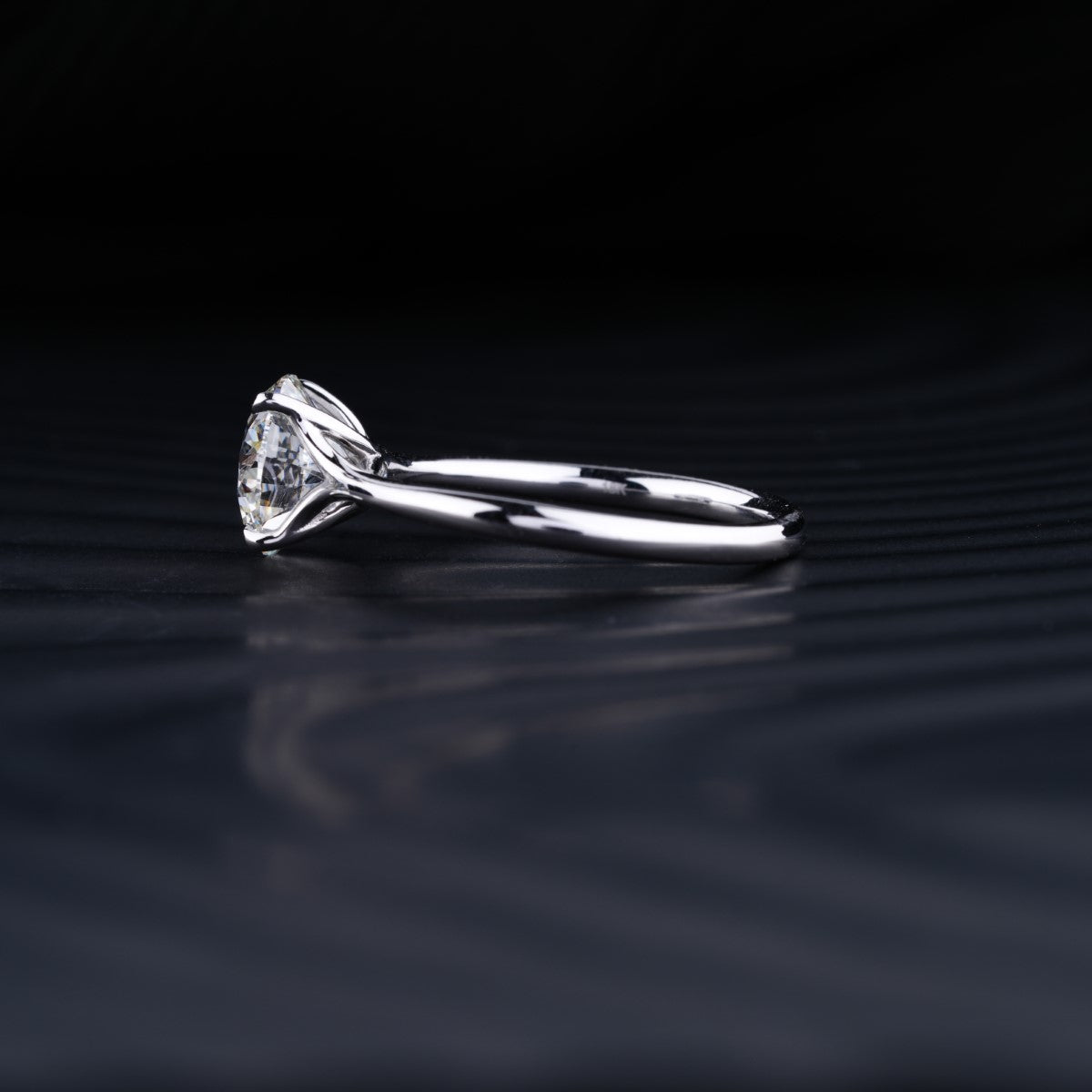 3.0 CT Round Cut Moissanite Solitaire Engagement Ring