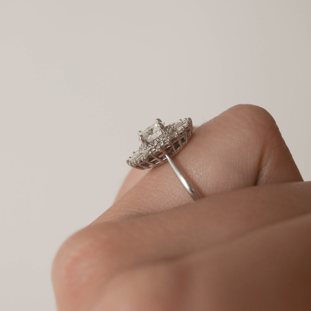 1.0CT Round Moissanite Halo Cluster Diamond Engagement Ring