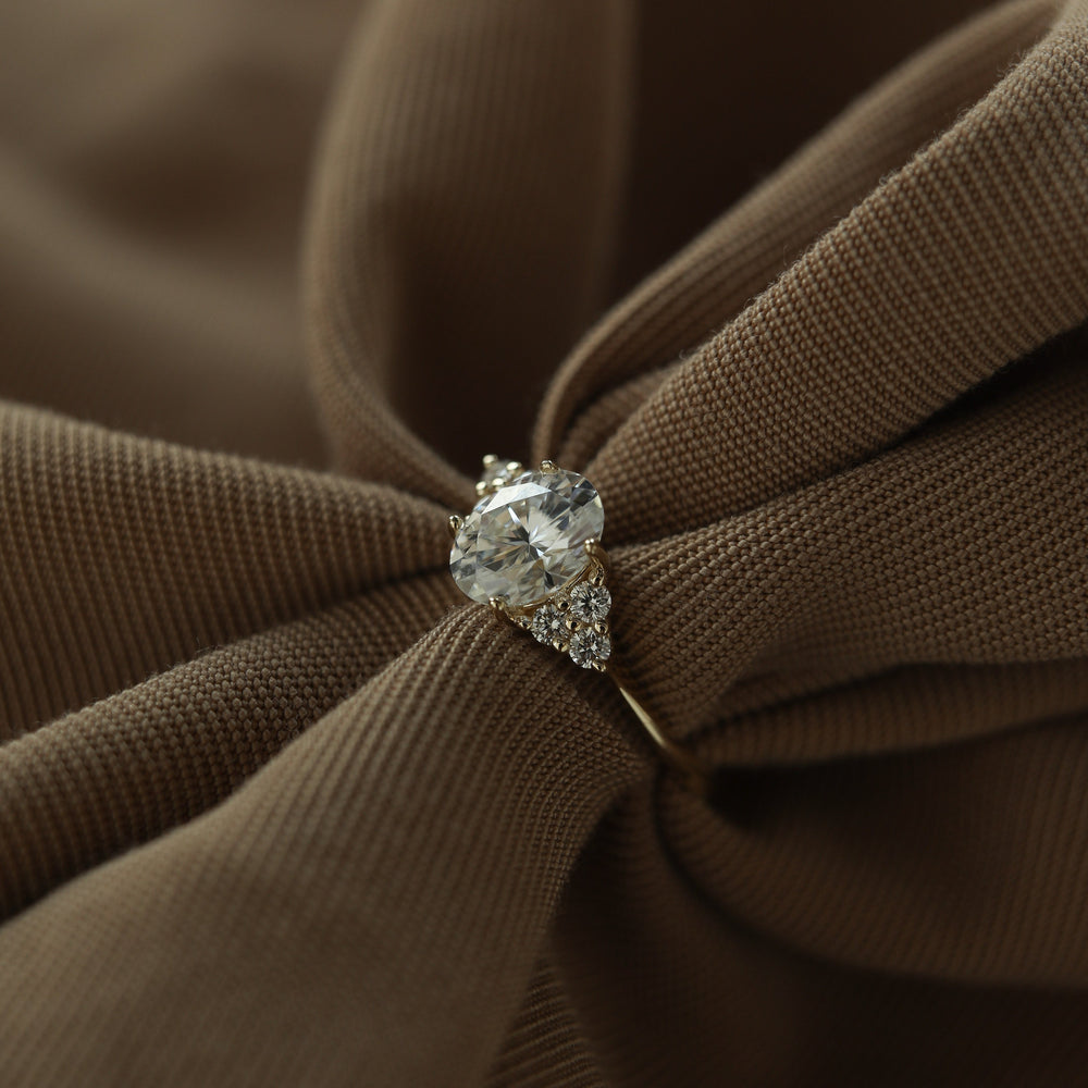 1.20CT Oval Moissanite Cluster Diamond Engagement Ring