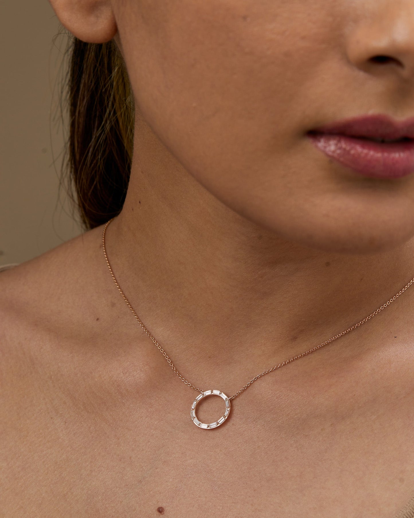 Baguette Cut Diamond Moissanite Circle Necklace (Medium)