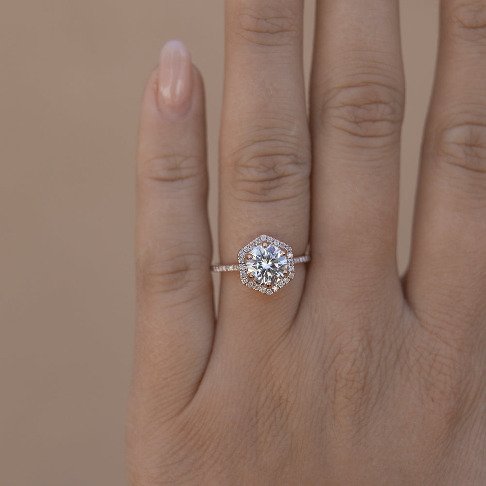 1.30CT Round Moissanite Halo Diamond Engagement Ring