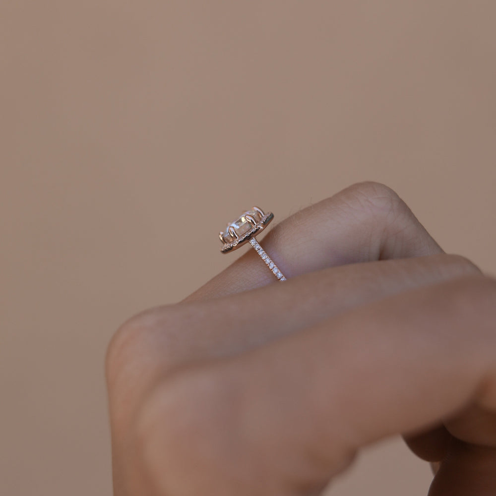 1.30CT Round Moissanite Halo Diamond Engagement Ring