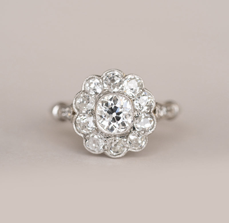 2.1CT Round Cut Unique Halo Moissanite Diamond Engagement Ring