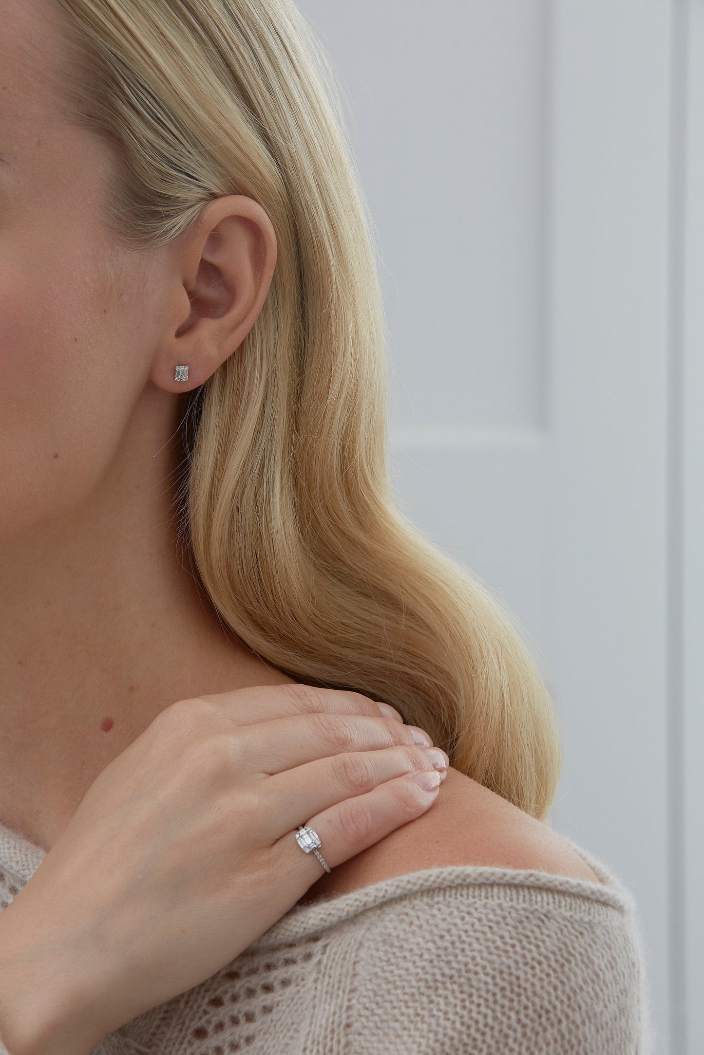 0.50 TCW Emerald & Round Moissanite Diamond Stud Earrings