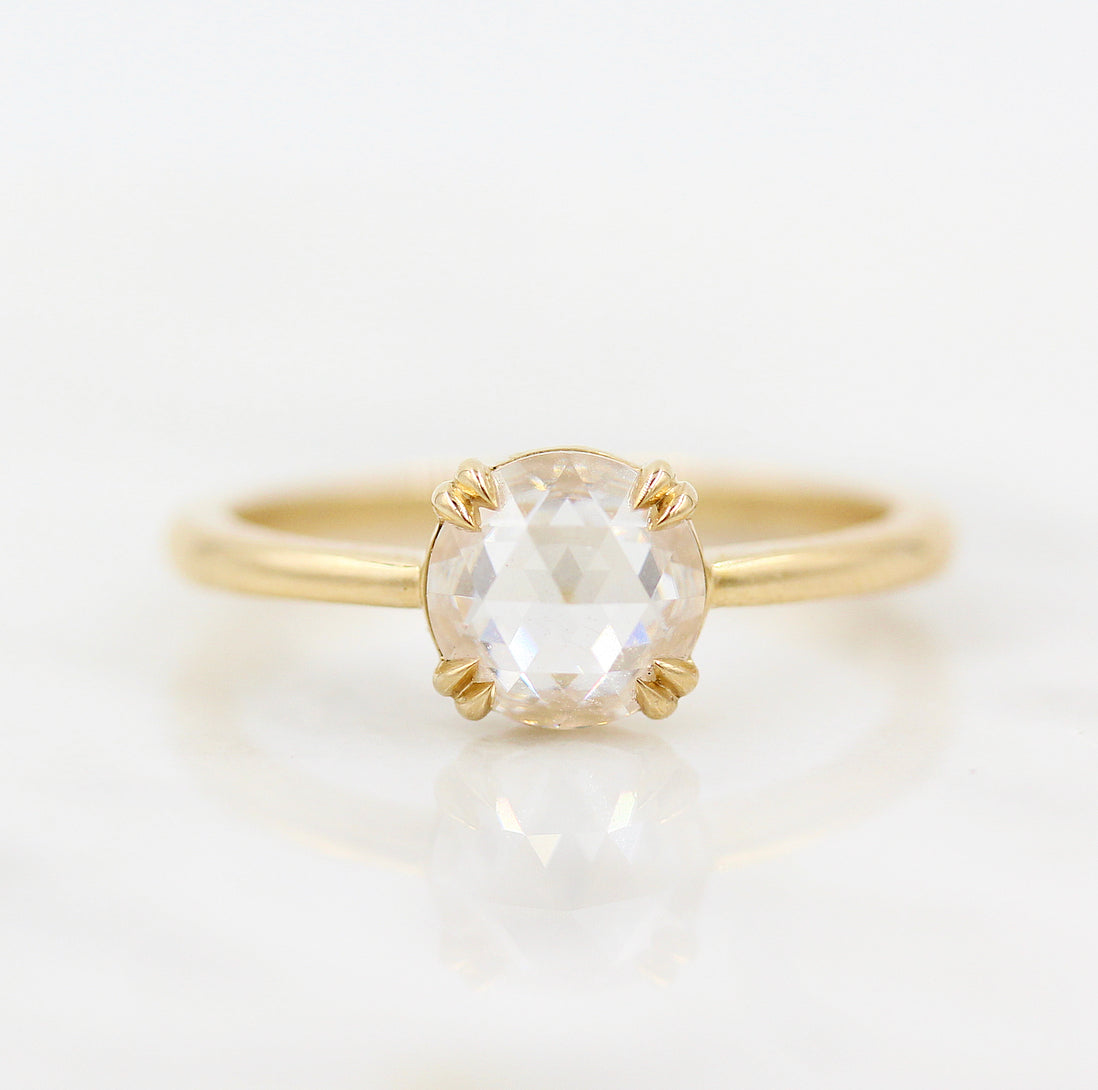 1ct Round Cut Solitaire Moissanite Diamond Engagement Ring