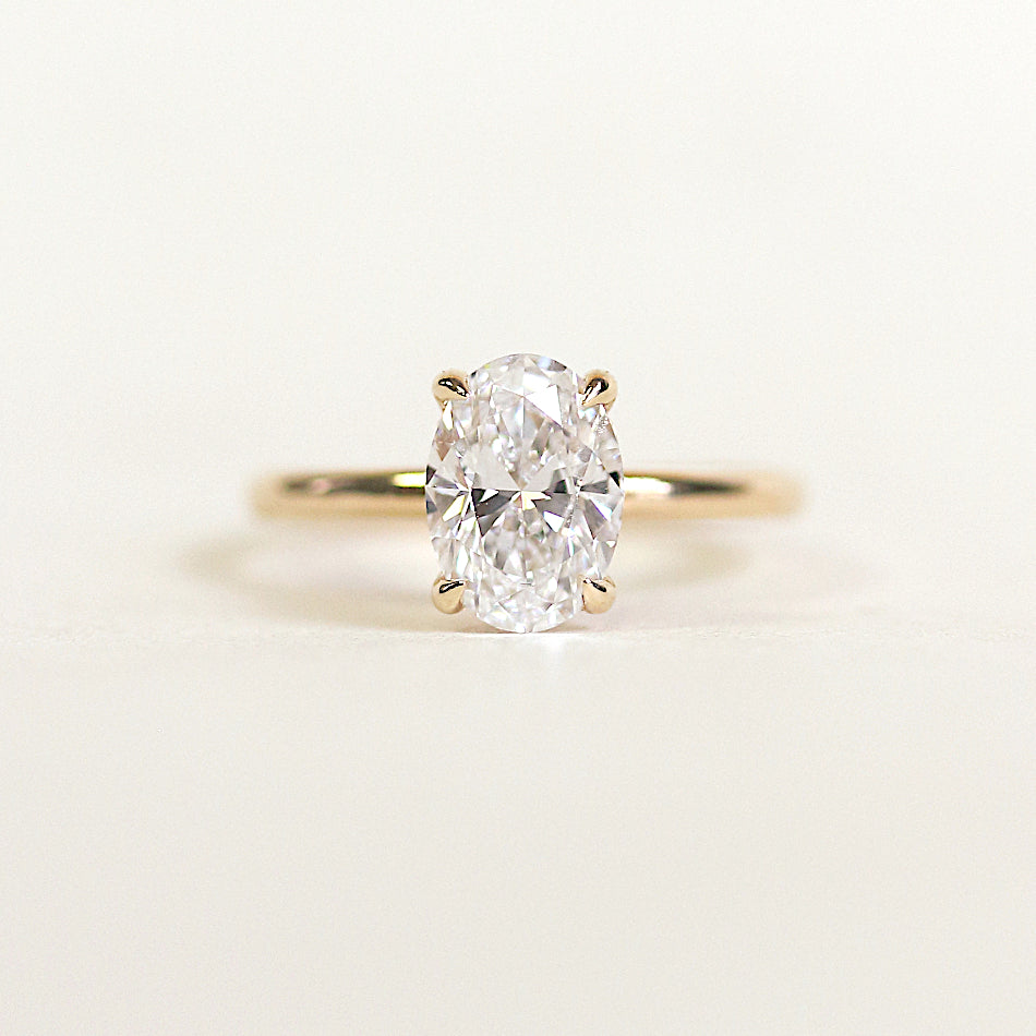 1.50 CT Oval Moissanite Solitaire Engagement Ring
