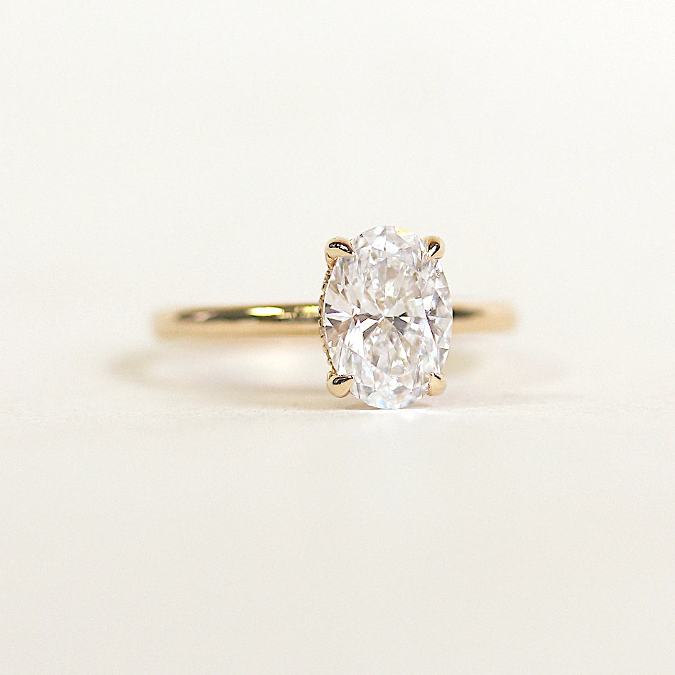 1.50 CT Oval Moissanite Solitaire Engagement Ring