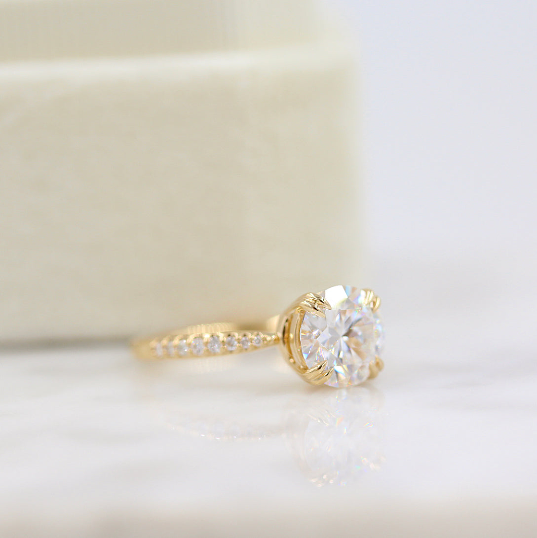 2ct Round Cut Solitaire Moissanite Diamond Engagement Ring