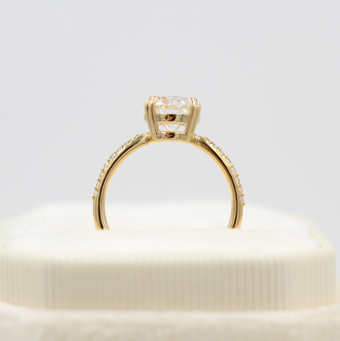 2ct Round Cut Solitaire Moissanite Diamond Engagement Ring