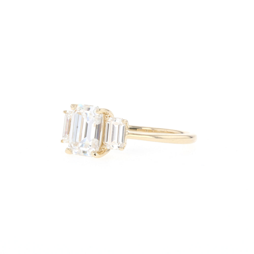 1.70CT Emerald Cut Moissanite Three Stone Diamond Engagement Ring