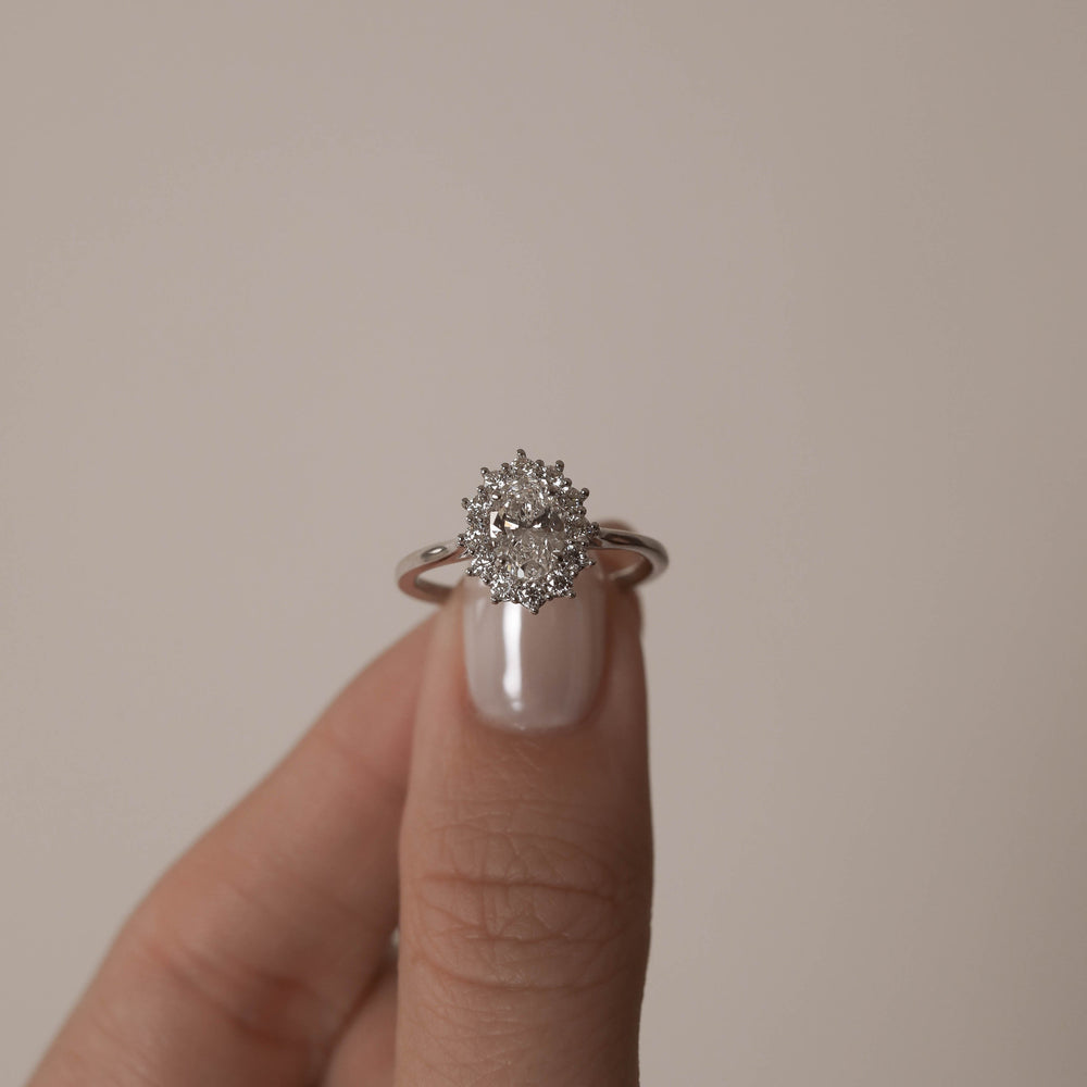 1.65CT Oval Halo Moissanite Solitaire Diamond Engagement Ring