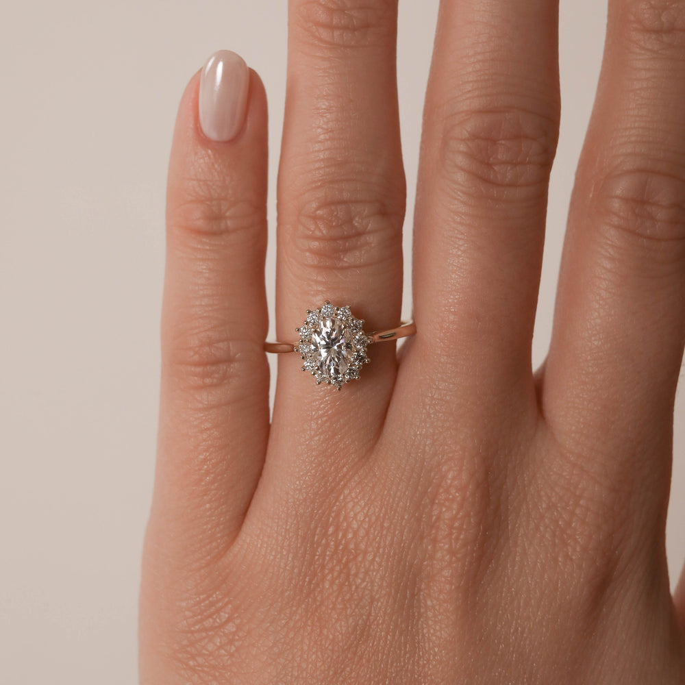 1.65CT Oval Halo Moissanite Solitaire Diamond Engagement Ring