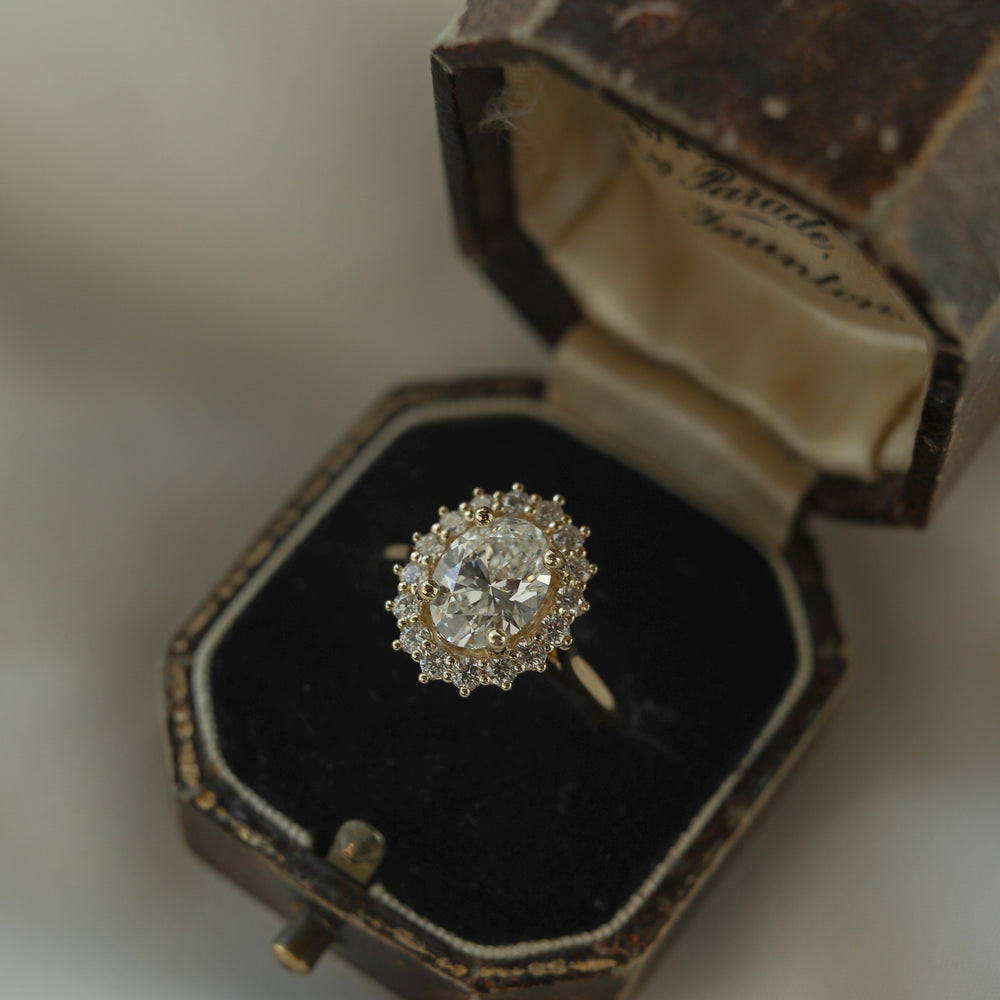 1.65CT Oval Halo Moissanite Solitaire Diamond Engagement Ring
