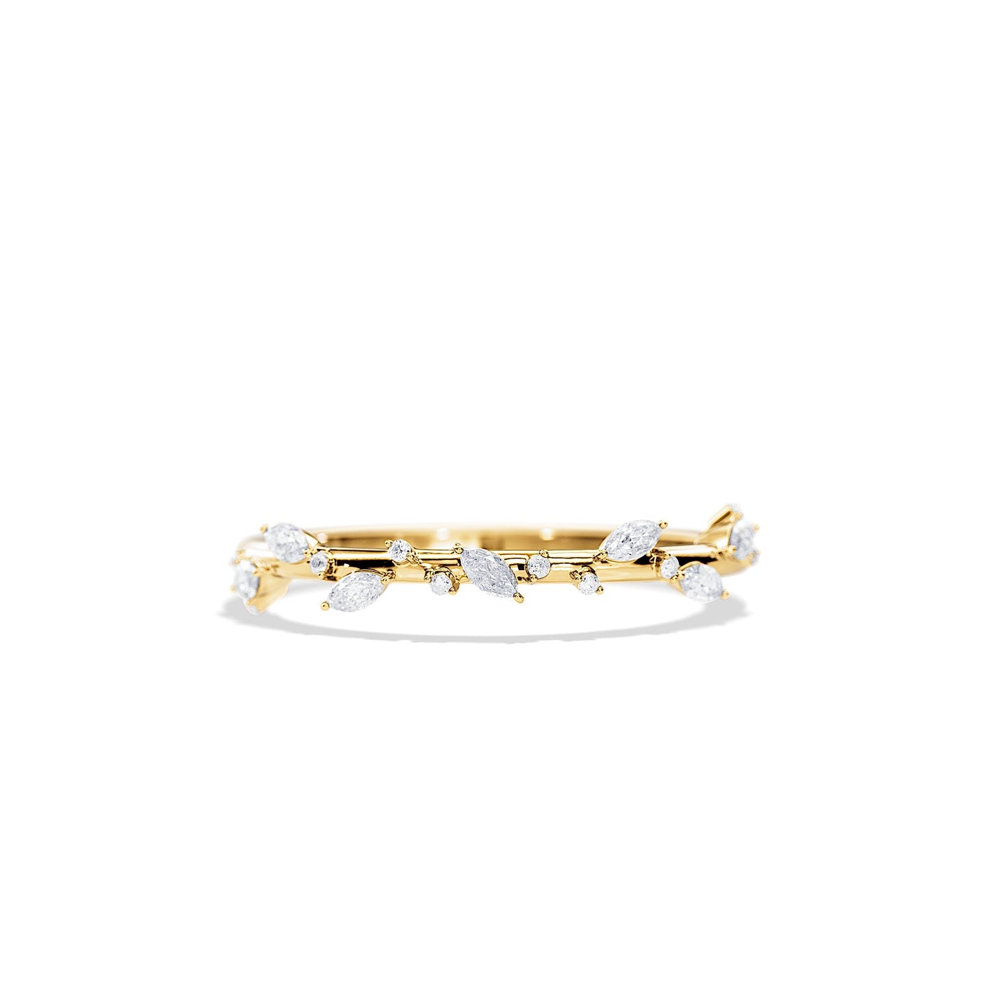 0.25 TCW Round Leaf Style Wedding Band