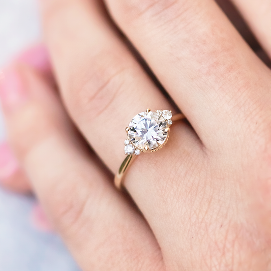 1.50ct-2.50ct Round Cut Vintage Inspired Moissanite Diamond Engagement Ring