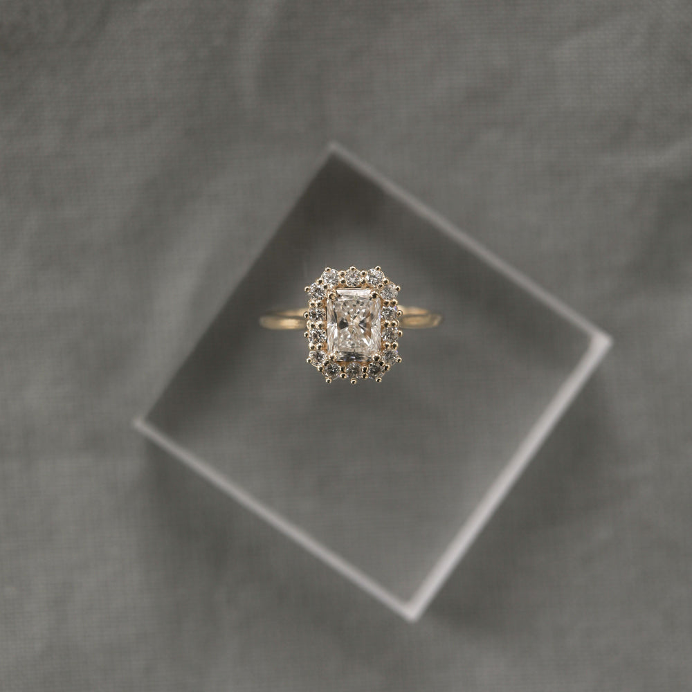 1.70CT Radiant Moissanite Halo Diamond Engagement Ring