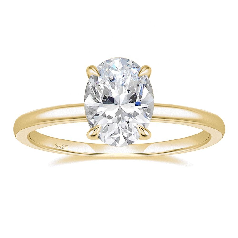 2.0 CT Oval Moissanite Solitaire Engagement Ring