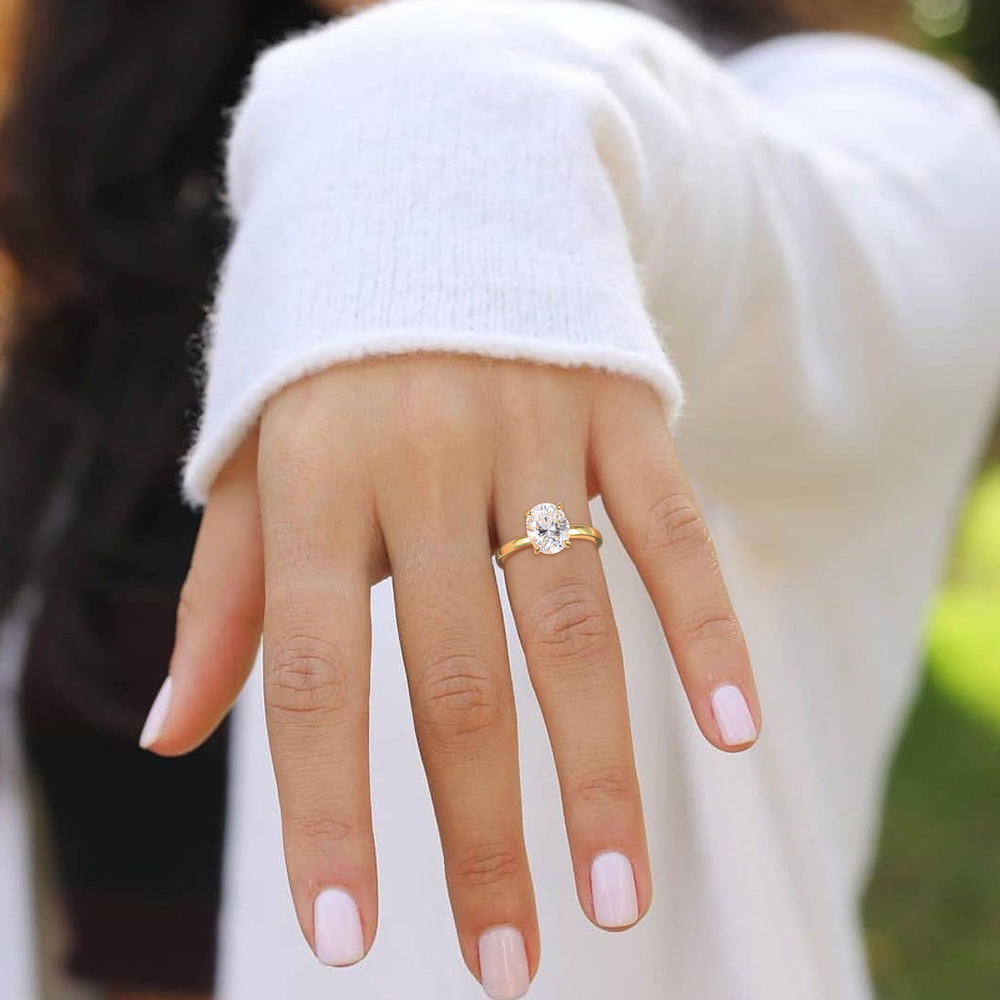2.0 CT Oval Moissanite Solitaire Engagement Ring
