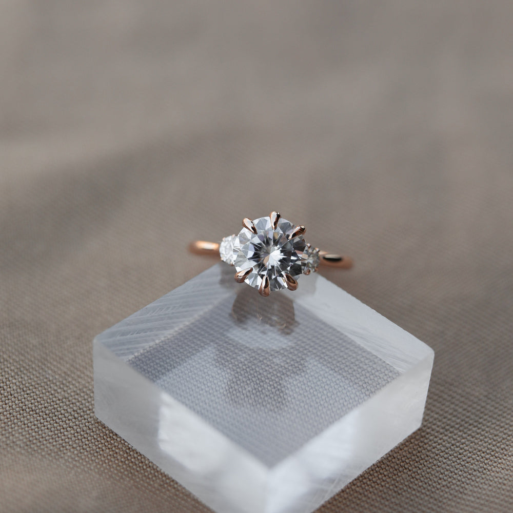 2.1CT  Round Cut Three Stone Moissanite Diamond Engagement Ring