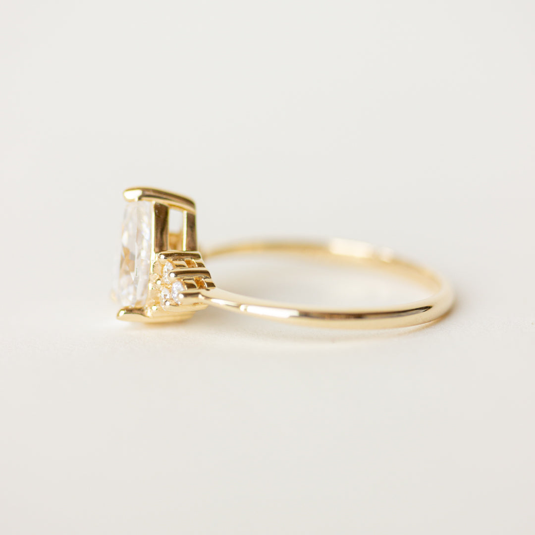 1.33 CT Pear Moissanite Cluster Engagement Ring