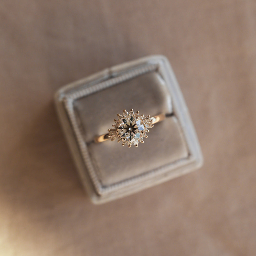 1.05CT Round Cut Cluster Moissanite Diamond Engagement Ring