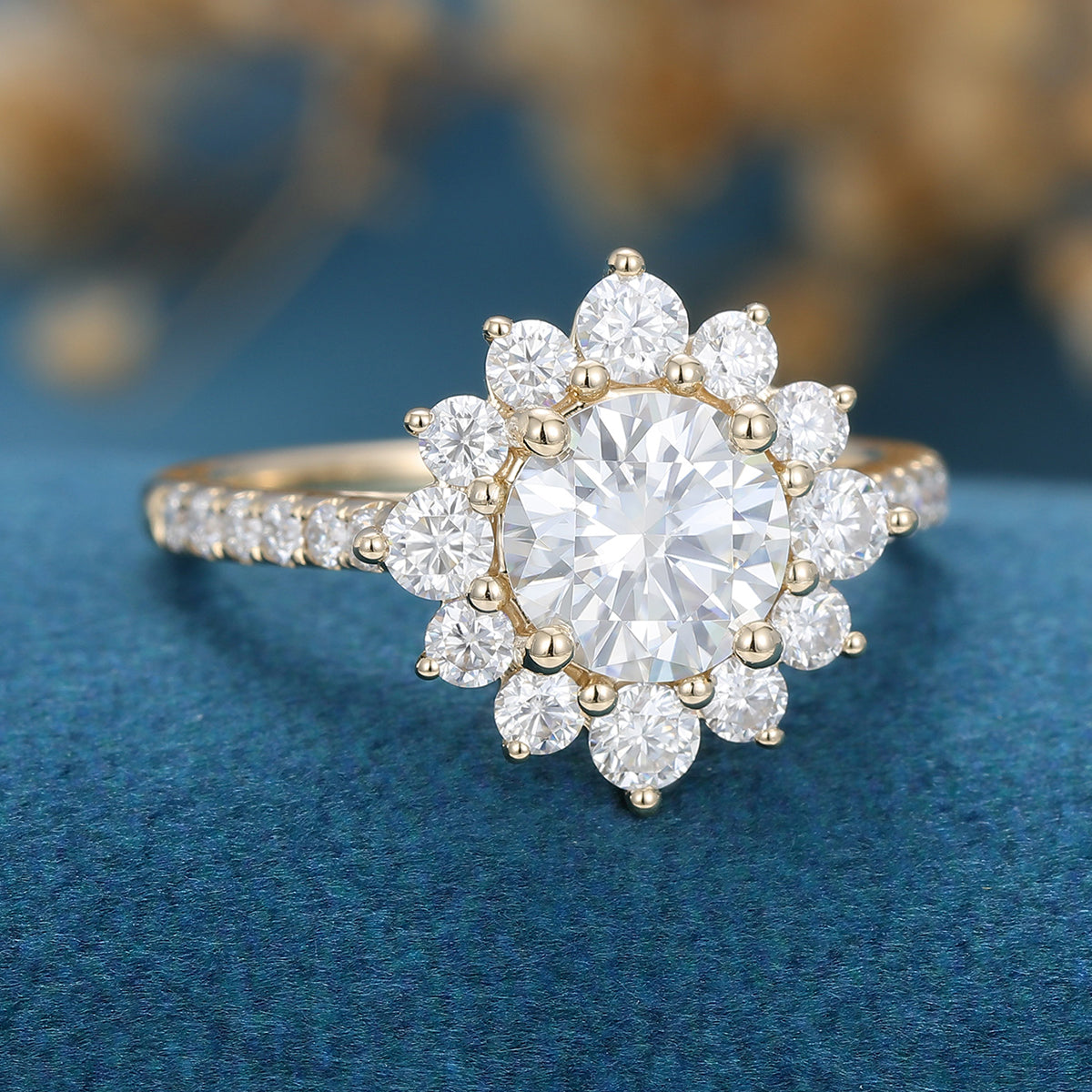 0.88 CT Round Shaped Moissanite Halo Engagement Ring